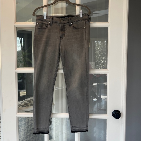 Liverpool Los Angeles The Crop Letdown Hem Jean - Sz 6/28 - Picture 3 of 6